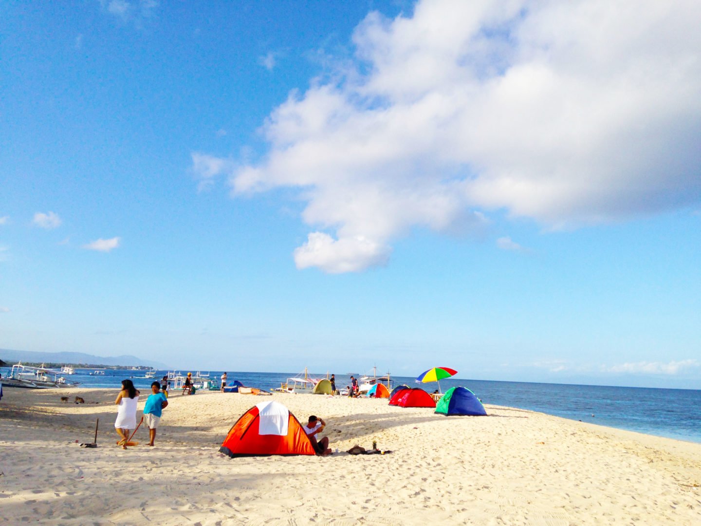 Basdaku White Beach: Another Summer Destination in Moalboal, Cebu