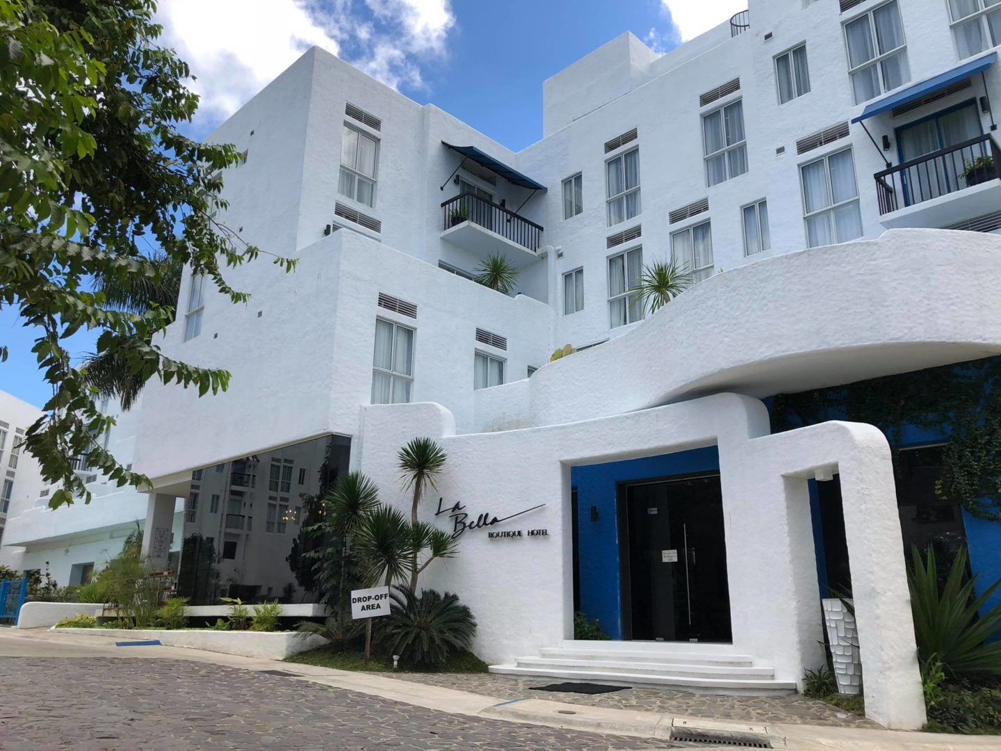 La Bella Tagaytay: Santorini-Inspired Hotel in Tagaytay