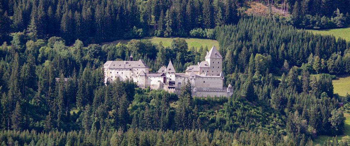 Top Haunted Castles for Traveling in Europe