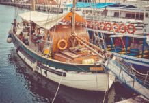 TRAVEL TIPS: Choosing your boat battery wisely